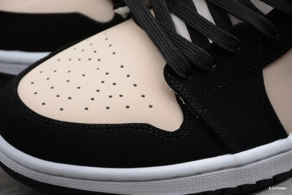 (W) DC0774-003 Guava DC0774-003 Jordan  Ice Black Low 1 0516